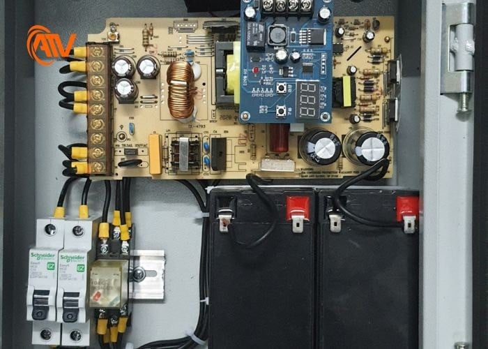 Nguồn điện chính và nguồn dự phòng là yêu cầu bắt buộc của hệ thống báo cháy