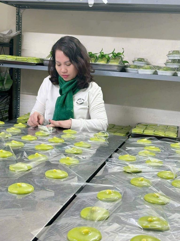 gói bánh cốm truyền thống