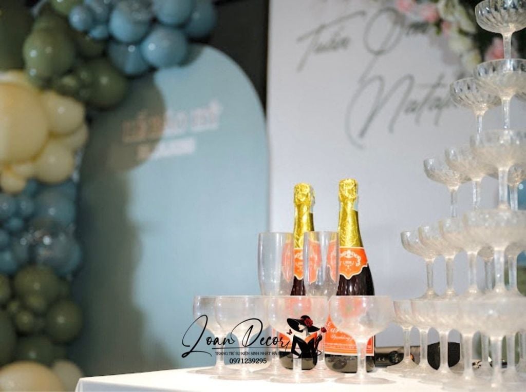 quy trình tổ chức tiệc báo hỷ