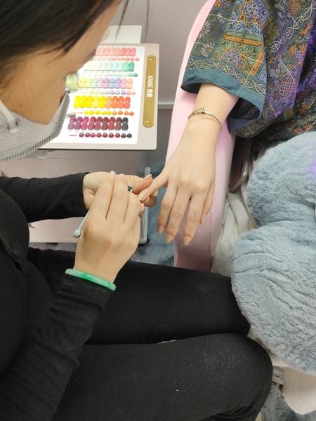 Nails Salon Near Me öU