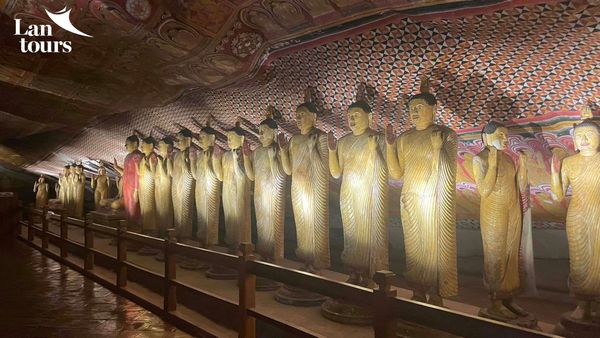 ĐỀN VÀNG DAMBULLA