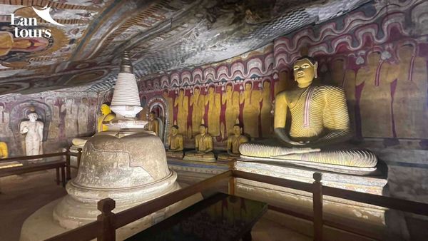 ĐỀN VÀNG DAMBULLA