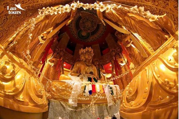 Con đường tơ lụa