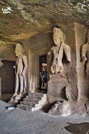 HANG VOI ELEPHANTA