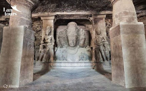 HANG VOI ELEPHANTA