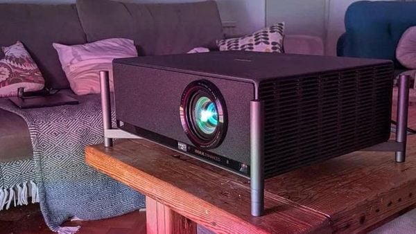 Xgimi Titan là mã máy chiếu chuyên nghiệp đầu tiên của Xgimi