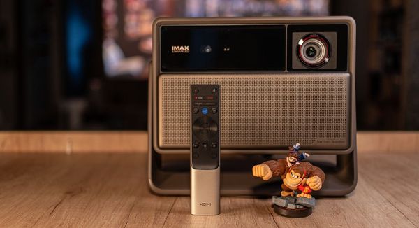 Xgimi Horizon 20 Max tích hợp loa Harman Kardon cao cấp