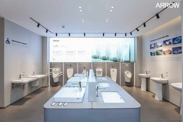 Bồn lavabo được trưng bài tại showroom Arrow