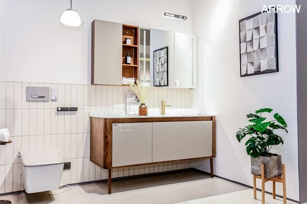 Không gian nhà vệ sinh mẫu tại showroom Arrow