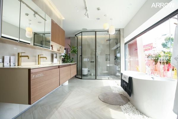 Tận mắt trải nghiệm chất liệu, chất lượng sản phẩm khi đến showroom.