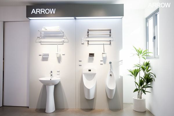 Mẫu tiểu nam treo tường giúp tối ưu hóa không gian