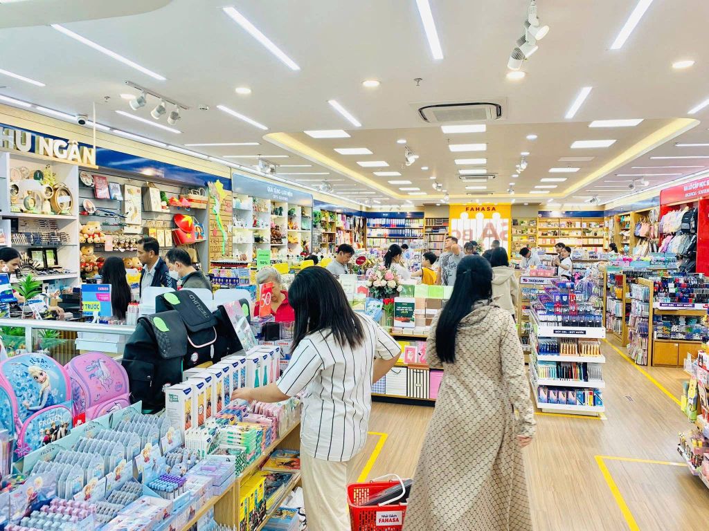 Mua văn phòng phẩm tại Phường Đức Nhuận