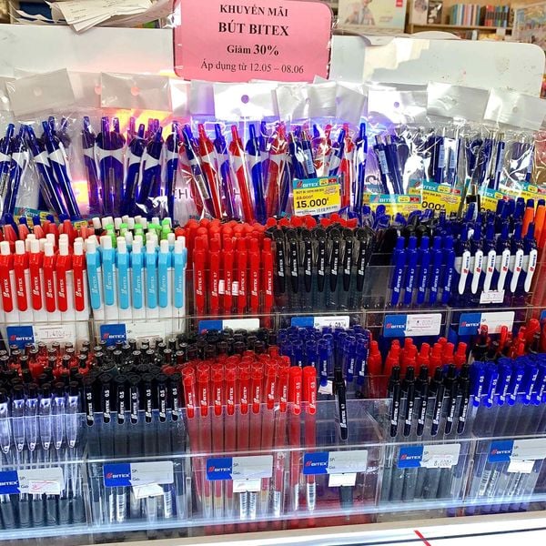 Bút bi văn phòng Tân Bình