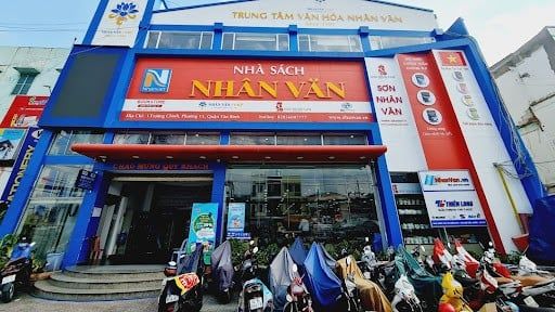 Nhà sách bán văn phòng phẩm Tân Bình