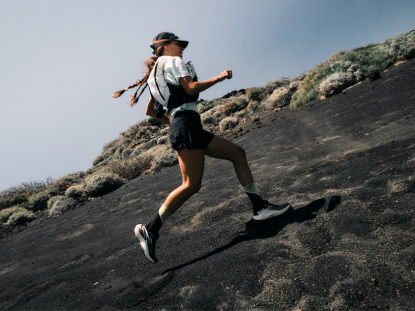 chay-dia-hinh-trail-running-khi-buoc-chan-hoa-vao-thien-nhien