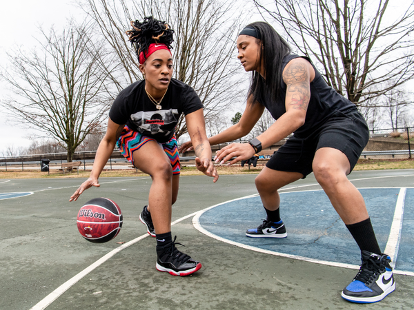 cach-chon-bong-ro-phu-hop-cho-phong-cach-choi-cua-ban