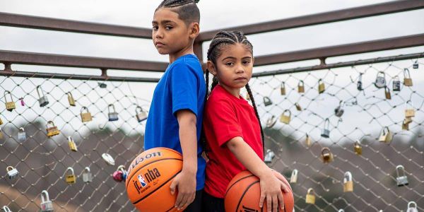 vi-sao-wilson-tro-thanh-official-nba-basketball?