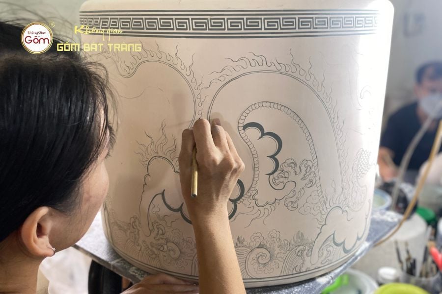 cong-doan-ve-tay-hoa-tiet-cua-nghe-nhan-bat-trang