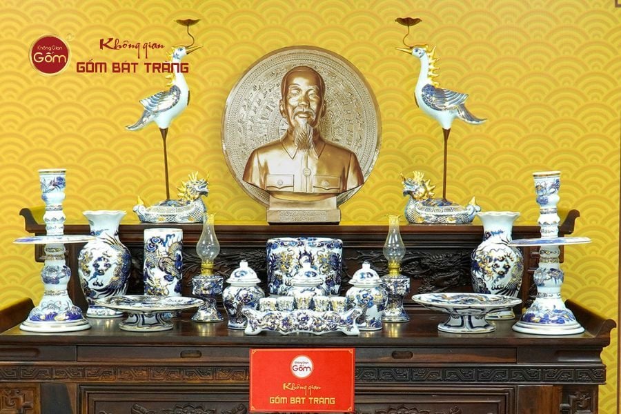 bo-do-tho-bac-ho-men-lam-noi-ve-vang-khong-gian-gom-bat-trang