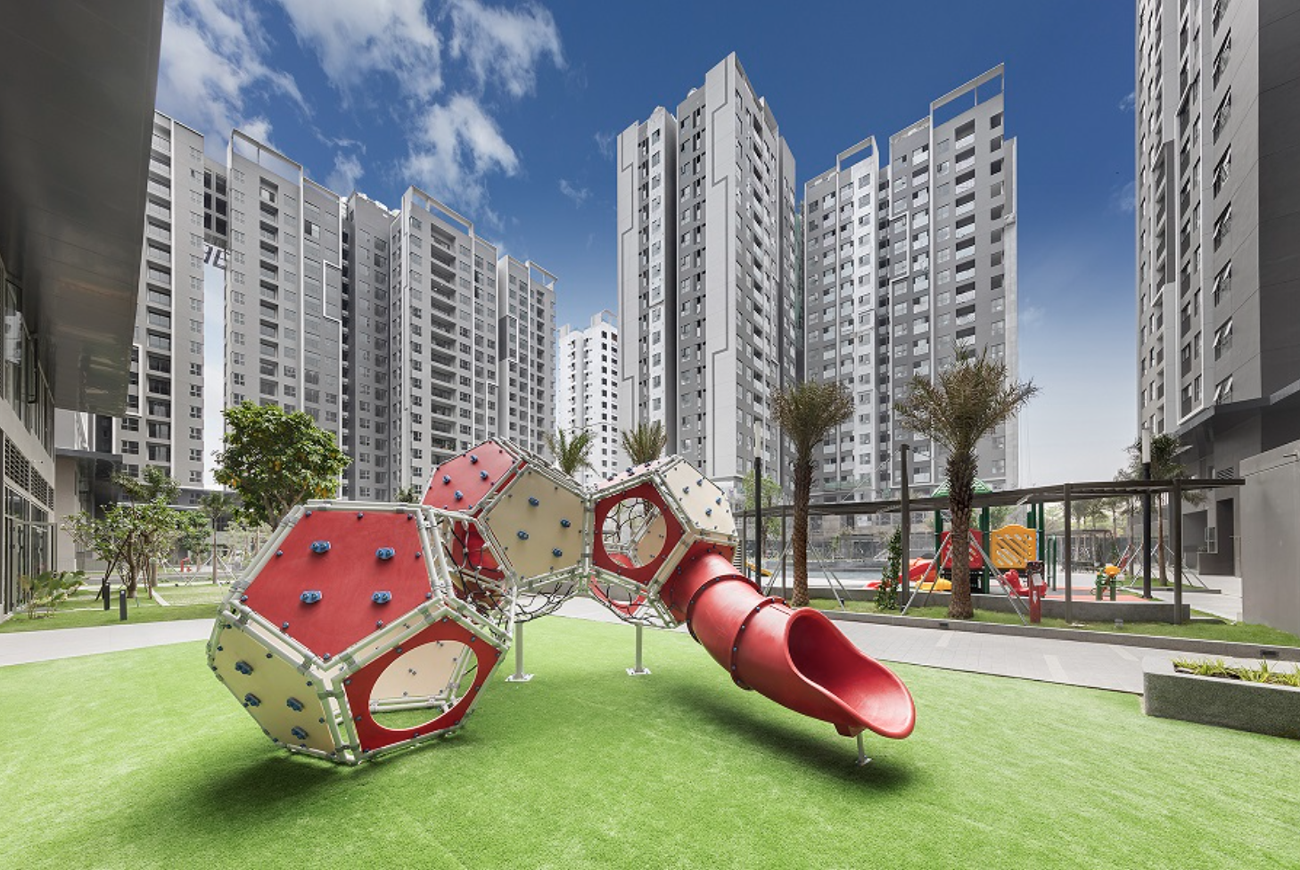 Tiện Ích và Cảnh Quan Xanh Mát Của West Gate Bình Chánh