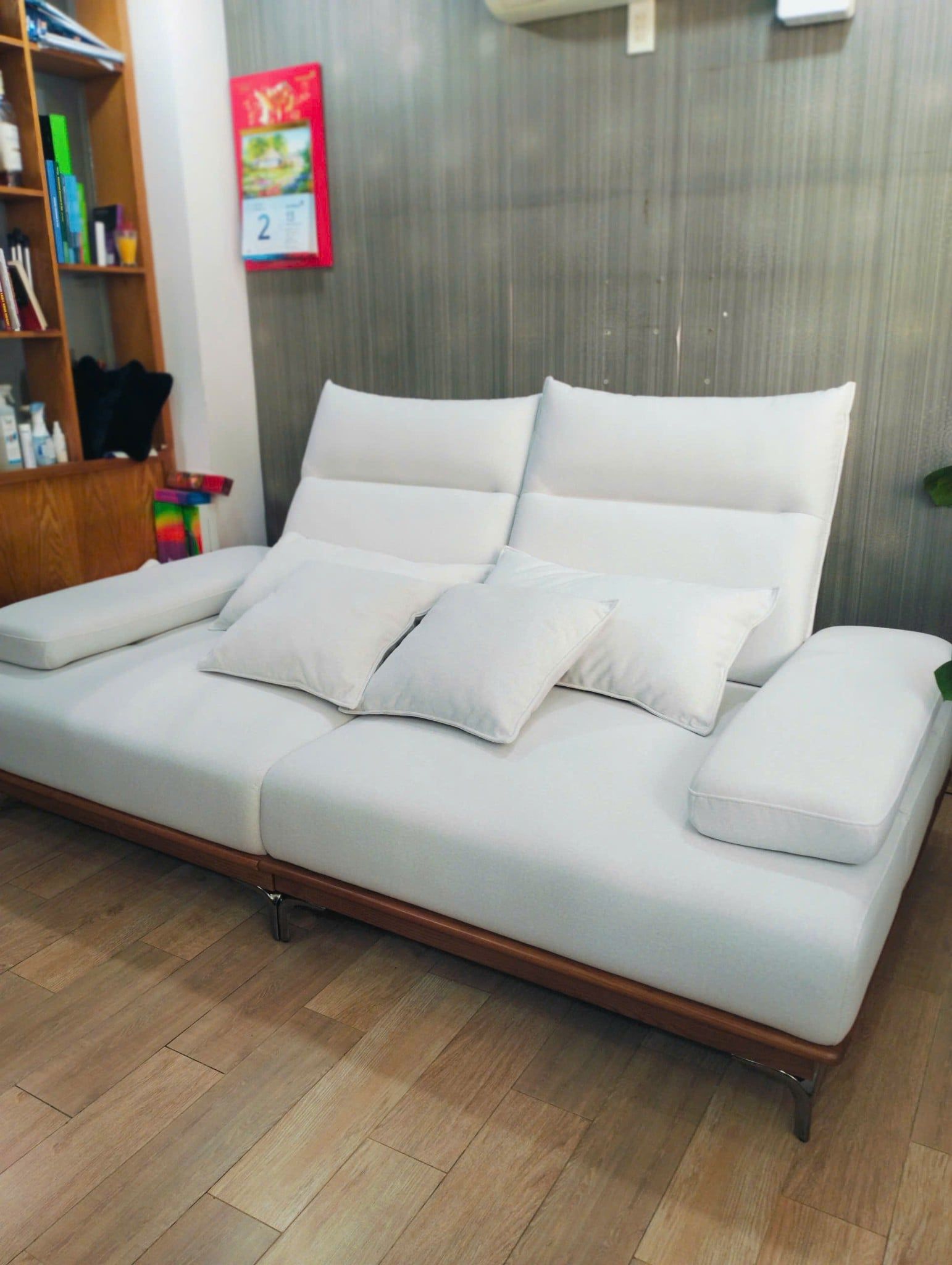 PHÚ NHUẬN | 2 December 2025