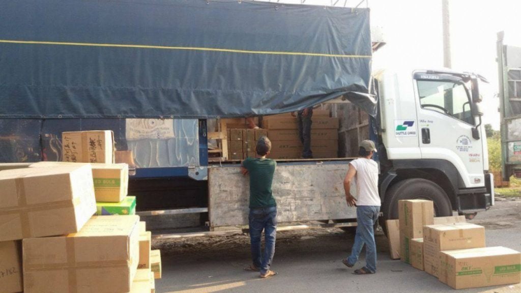 Phí vận chuyển hàng đi Bình Dương tùy theo từng đơn vị vận chuyển