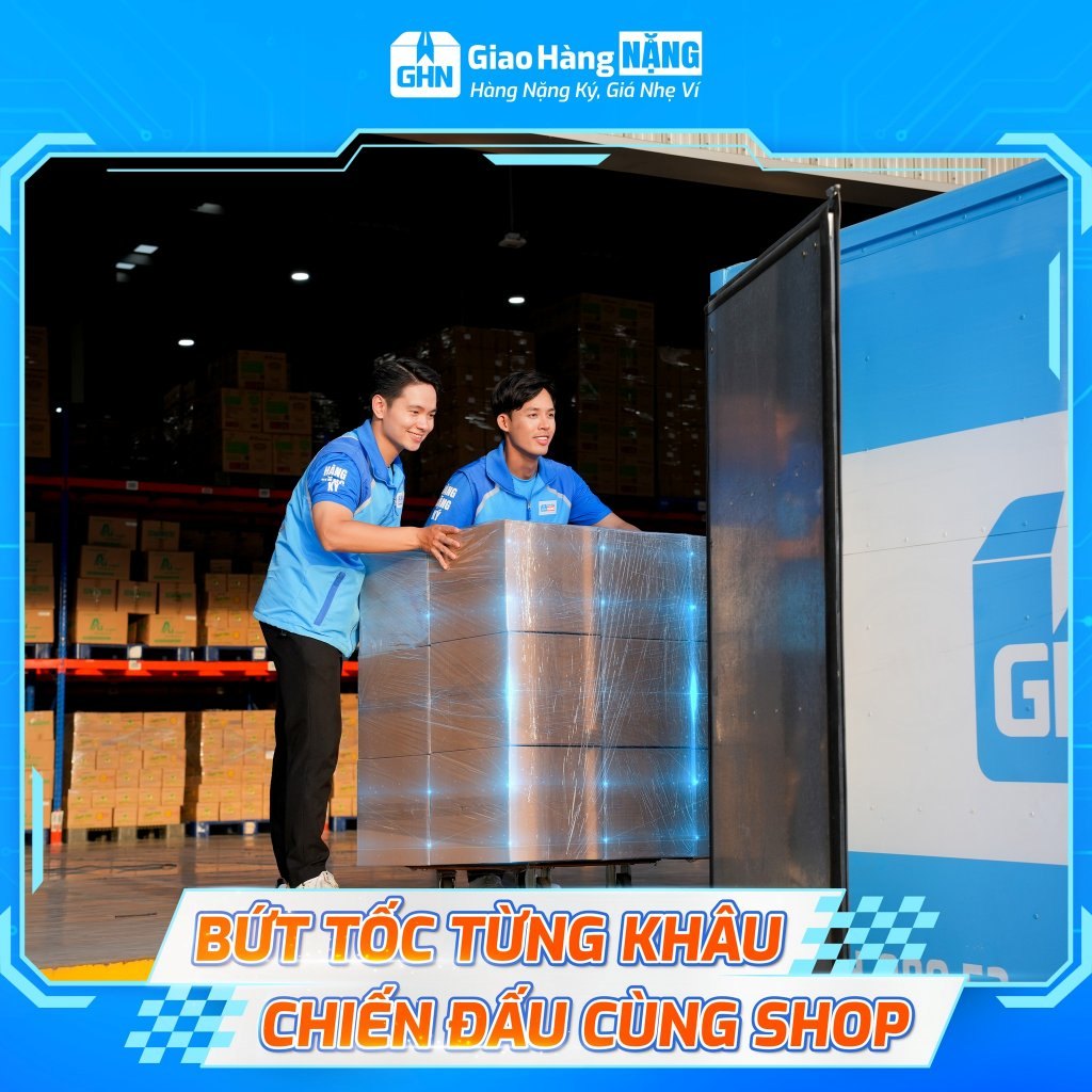 Nhân viên Giao Hàng NẶNG xử lý hàng hóa nhanh và an toàn