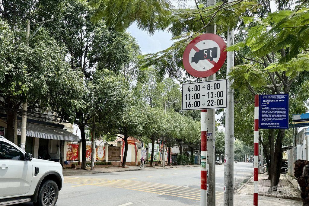 Giờ cấm xe tải là gì?