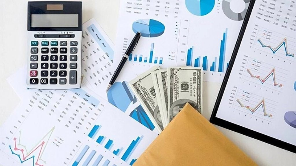 Chủ shop cần tính toán vốn và phân bổ hợp lý để tránh thâm hụt.