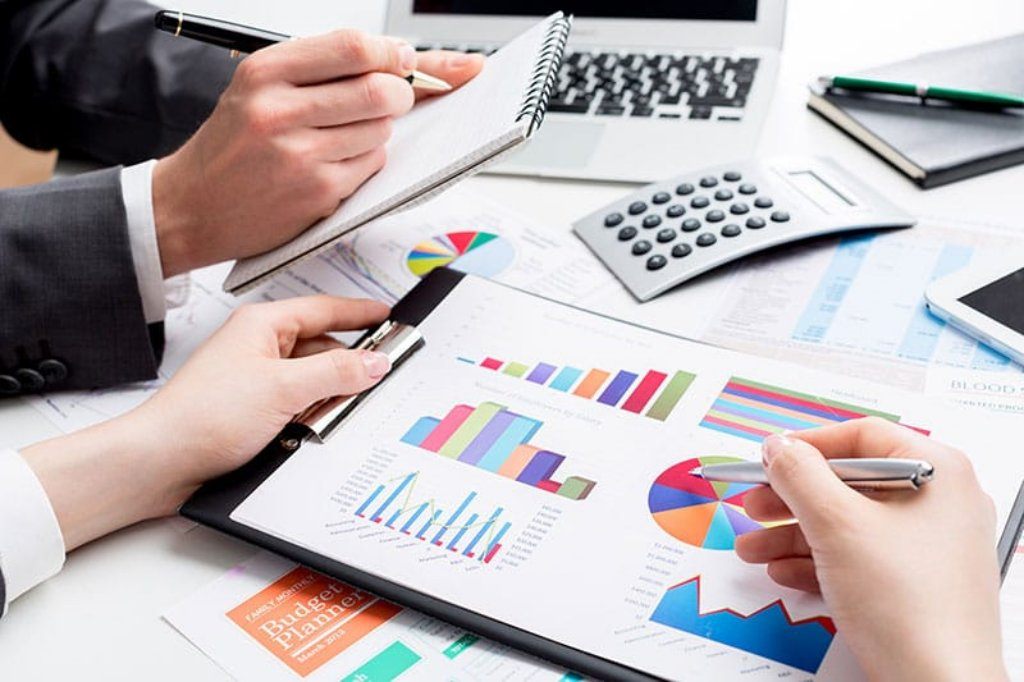 Nghiên cứu thị trường và khách hàng cẩn thận