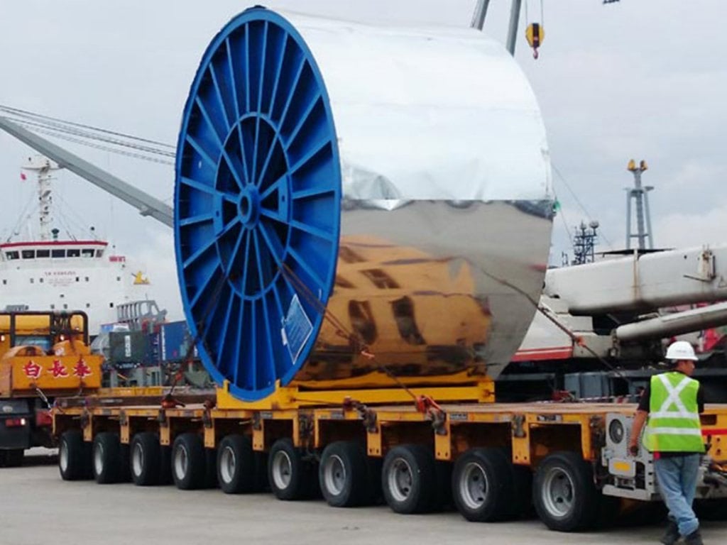 Vận chuyển hàng hóa bằng đường biển chuyên chở hàng trọng lượng lớn, cồng kềnh