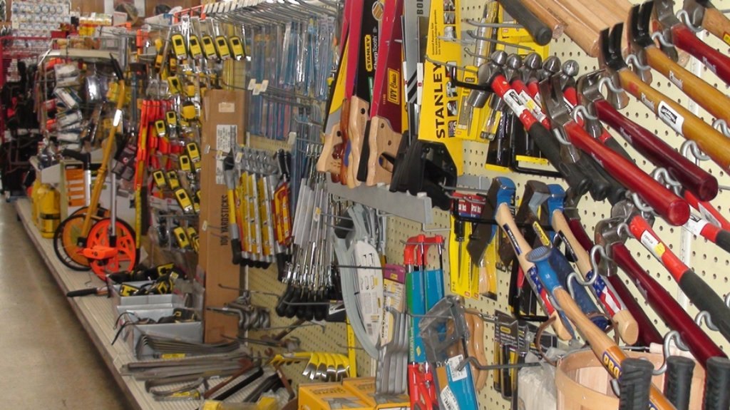 Mở cửa hàng kim khí với số vốn 30 triệu