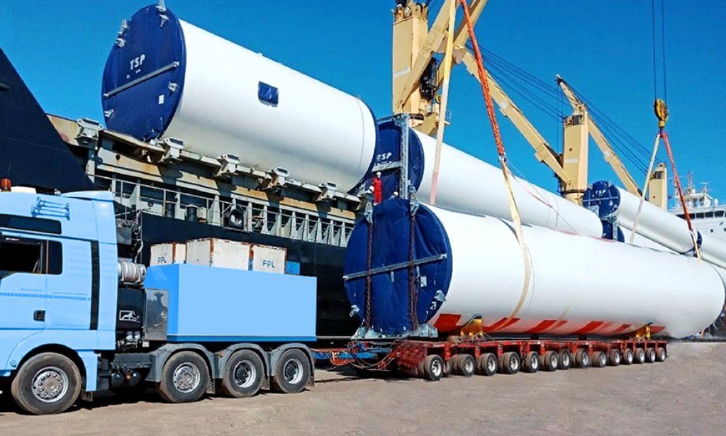 Xe siêu trường siêu trọng giúp vận chuyển hàng quá khổ nhanh, an toàn