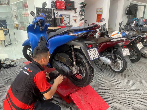 bao-duong-sua-chua-xe-may-uy-tin-quan-12