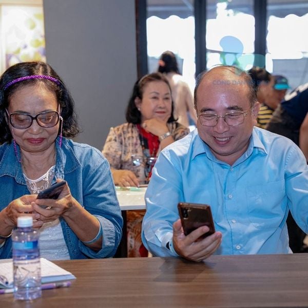 AI người cao tuổi