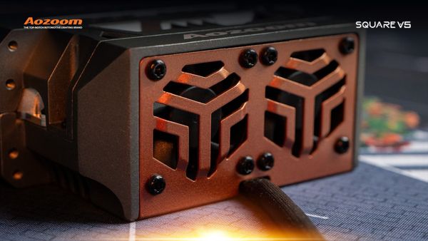 The advanced cooling fan and heat sink of the SQUARE V5 projector.