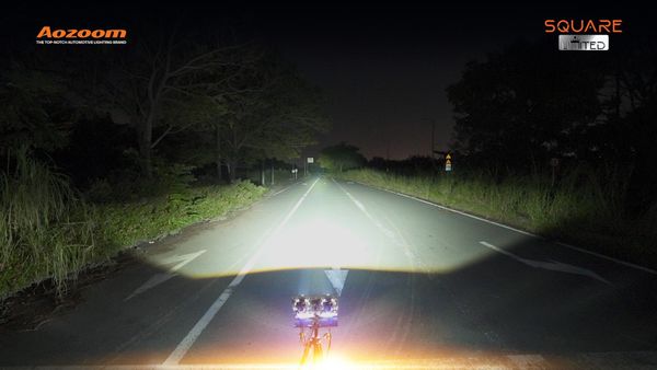 The 95W high beam pattern of the SQUARE LIMITED projector.