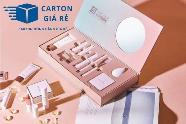 Hộp Giấy Quà Tặng