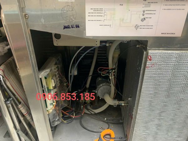 thay bơm tráng may rửa chén bát công nghiệp Dolphin