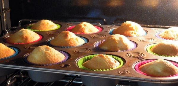 Công thức bánh bông lan cơ bản bằng lò nướng công nghiệp