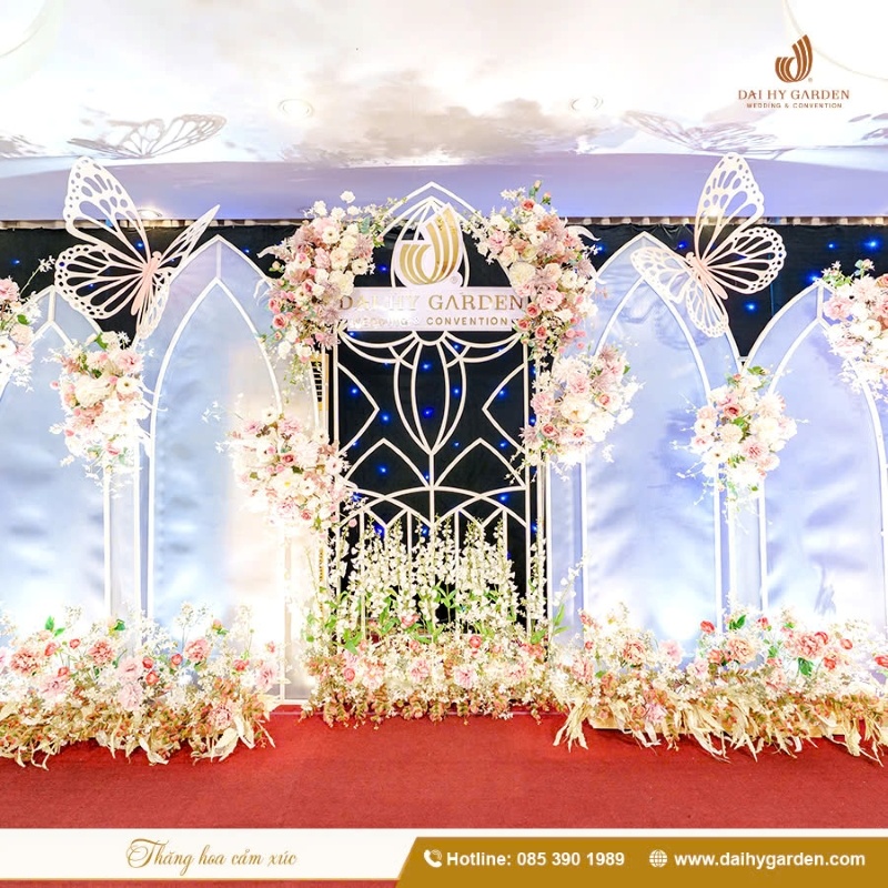 Backdrop tiệc cưới tại sảnh Cát Tường