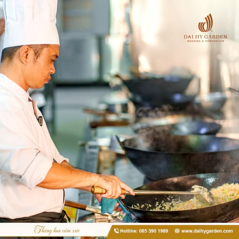 Thực đơn tiệc tân niên Hội Đoàn đa dạng