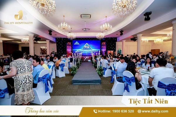 Dịch vụ trọn gói tiệc tất niên
