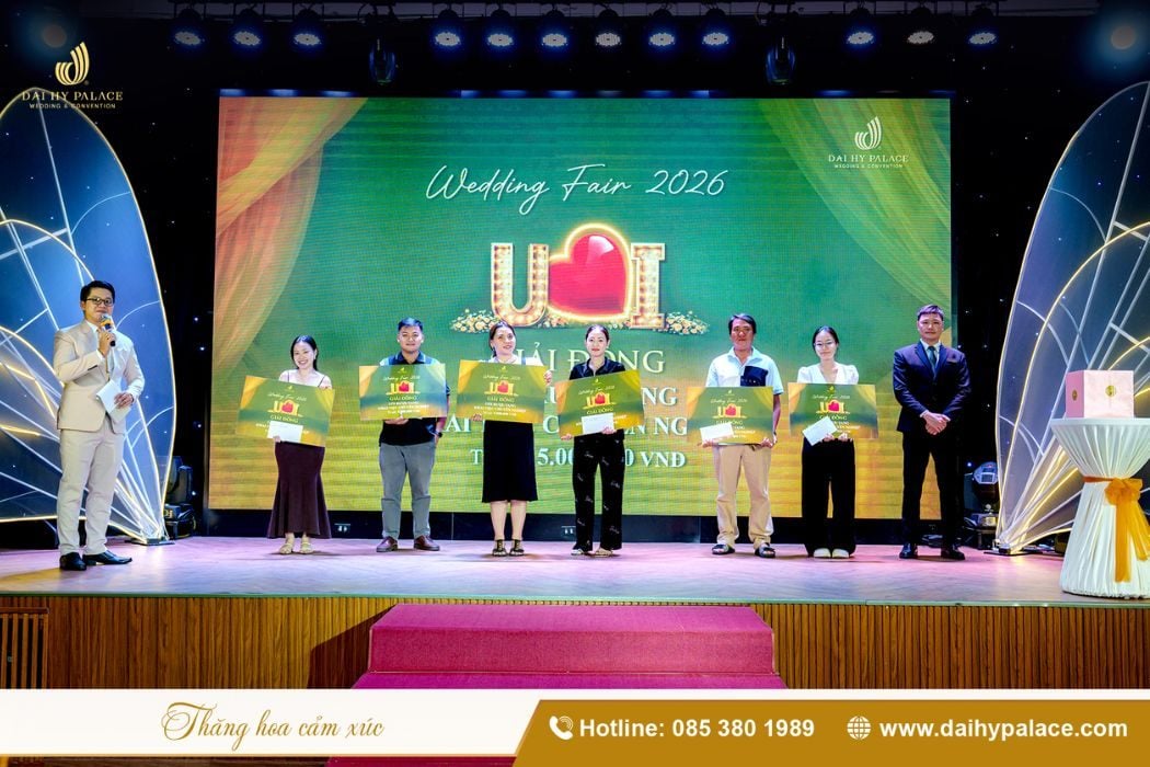 Vị khách may mắn trúng Giải Đồng tại sự kiện Wedding Fair U ♥ I ngày 2