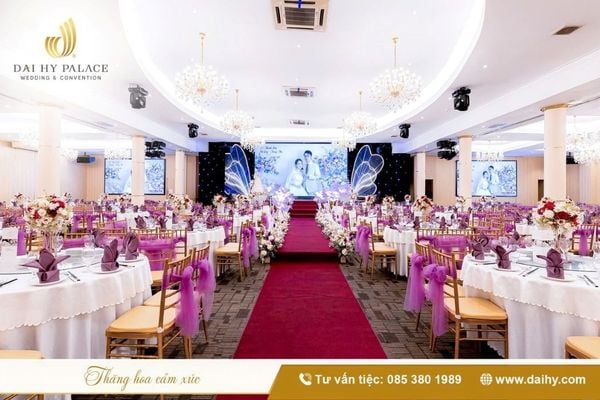 Tổ chức lễ cưới buổi trưa