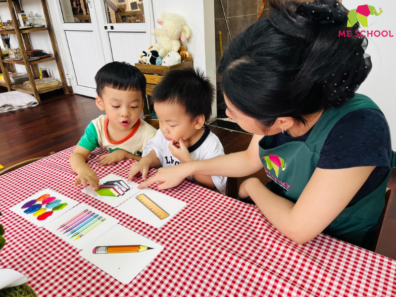 Vì sao montessori dạy toán bắt đầu từ đôi tay chứ không phải con số?