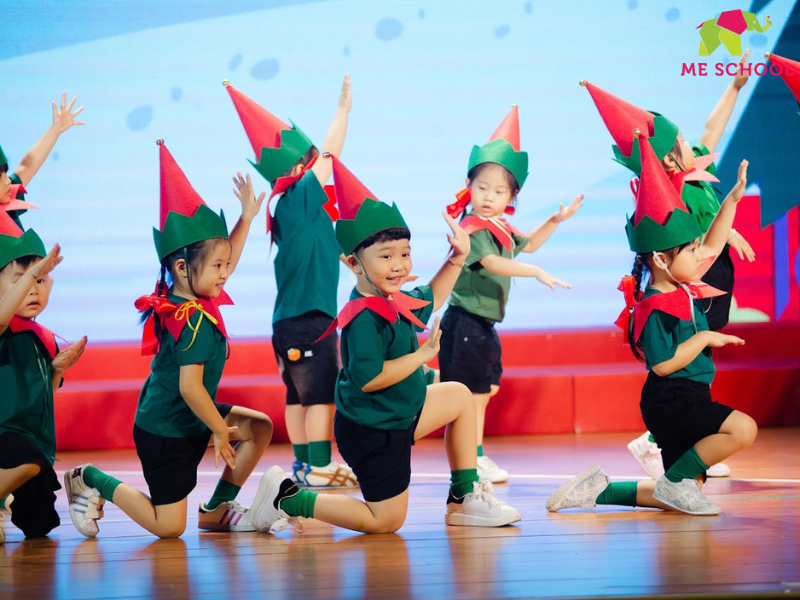 Nhấn vào ảnh để phóng to cách dạy con lên 4 tuổi bướng bỉnh giúp phát triển toàn diện