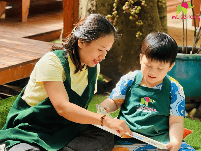 Kinh nghiệm cho trẻ đi học mẫu giáo sớm ba mẹ cần lưu ý khi đồng hành cùng con