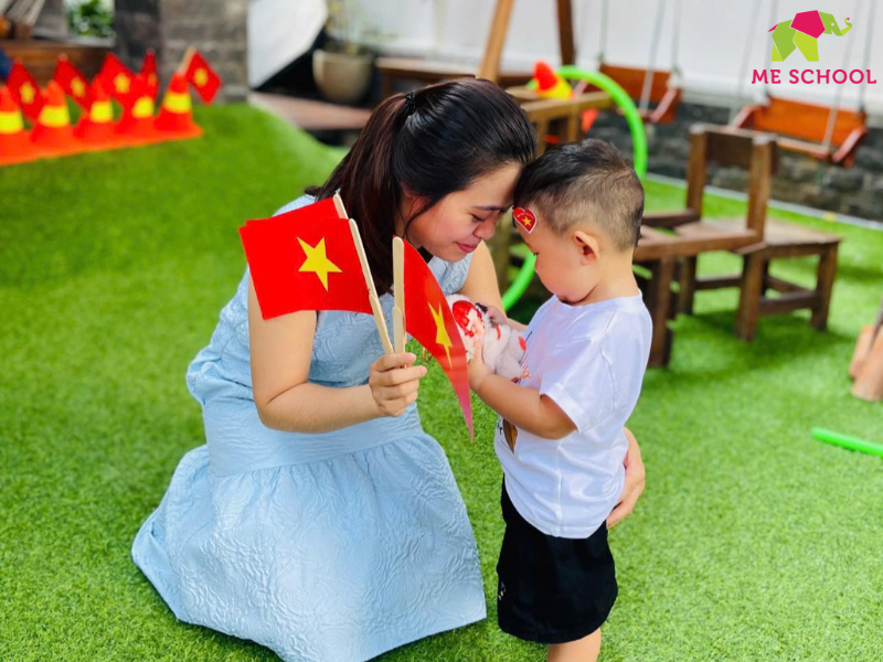 dạy trẻ quy tắc 5 ngón tay chống xâm hại