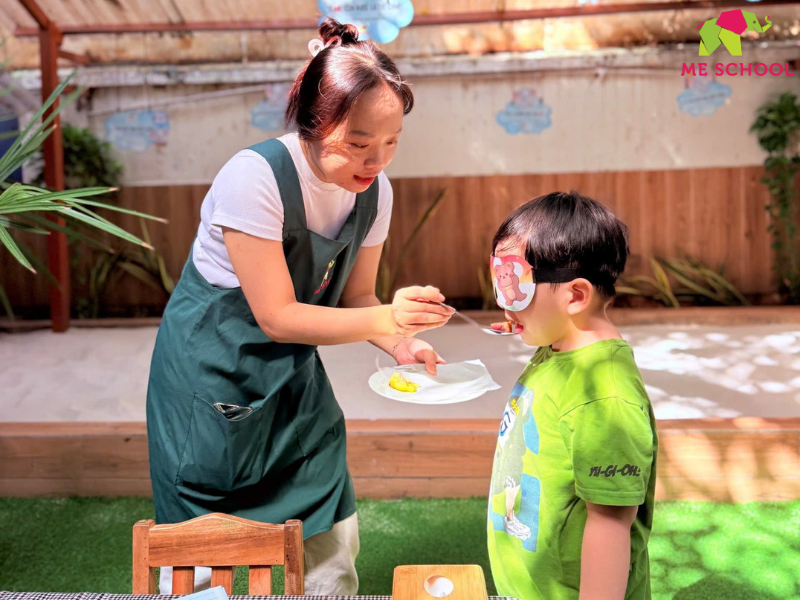 trẻ 4 tuổi học gì ở trường mầm non